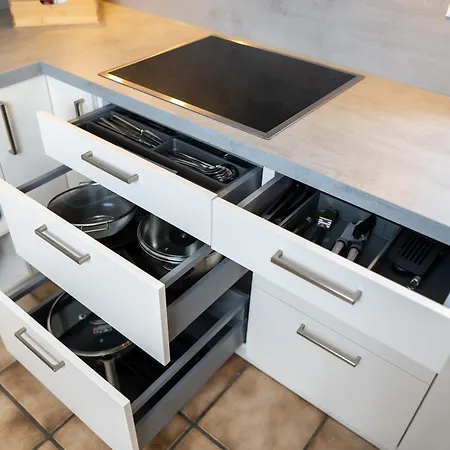 Lakefront Grand Ligerz