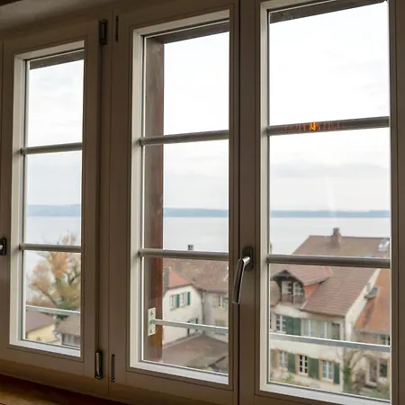 Lakefront Grand