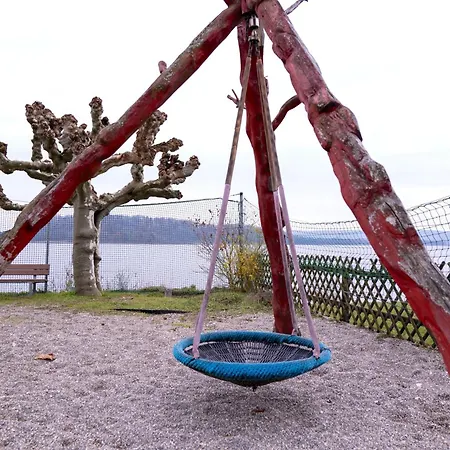 Lakefront Grand Daire