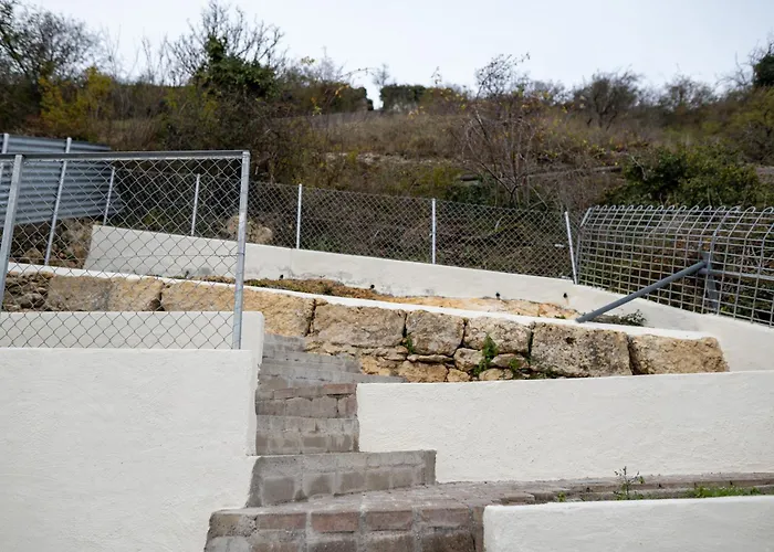 Lakefront Grand Ligerz