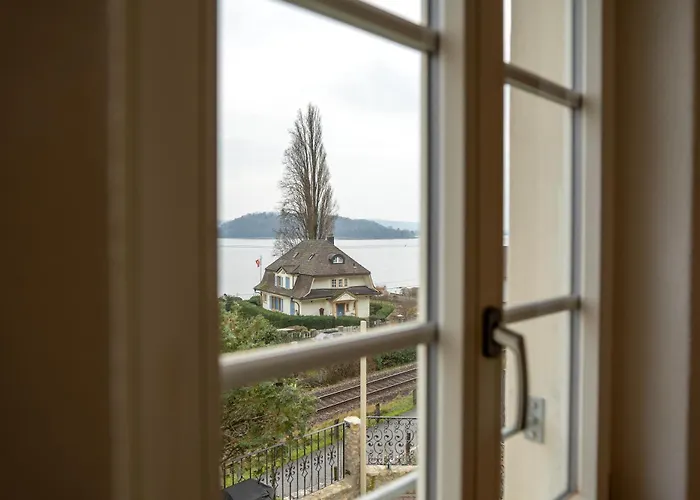 Lakefront Grand Ligerz